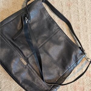 Coach Black Leather Bag swingback crossbody